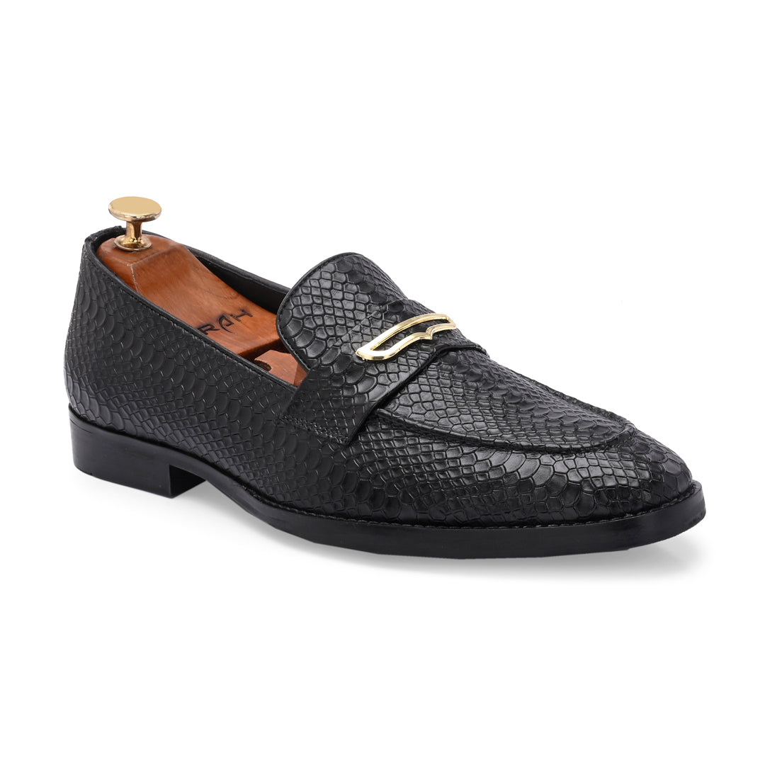 NADE THE BLACK SLIP ON