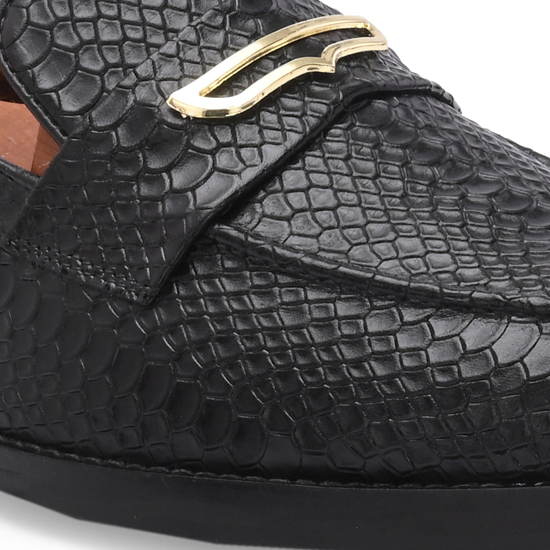 NADE THE BLACK SLIP ON