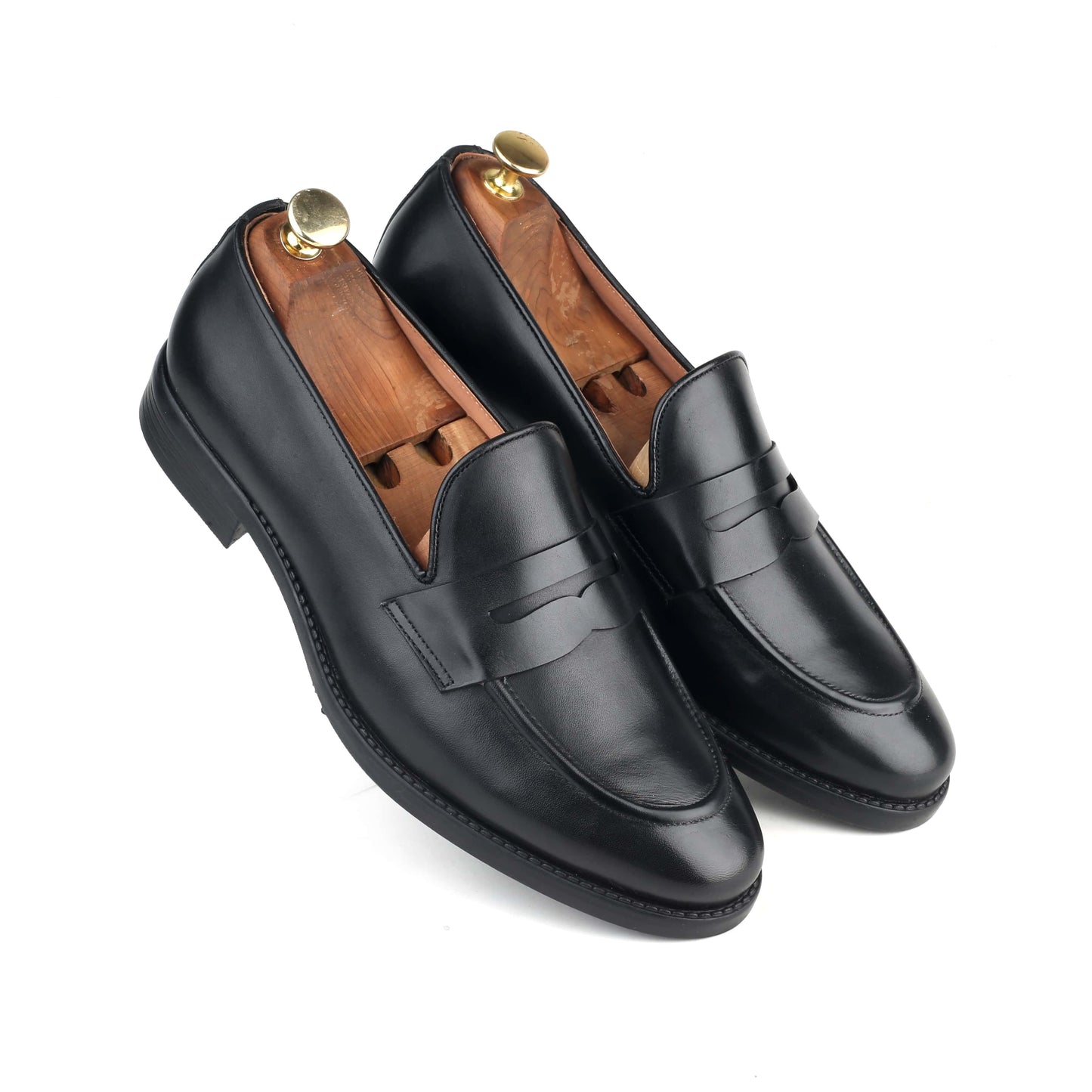 Buy Black Slip On Shoe For Men Online | Ivrah