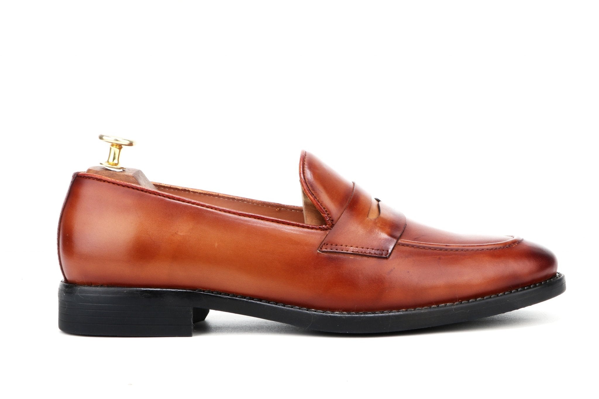 Loake The Tan Slip-on | ivrah